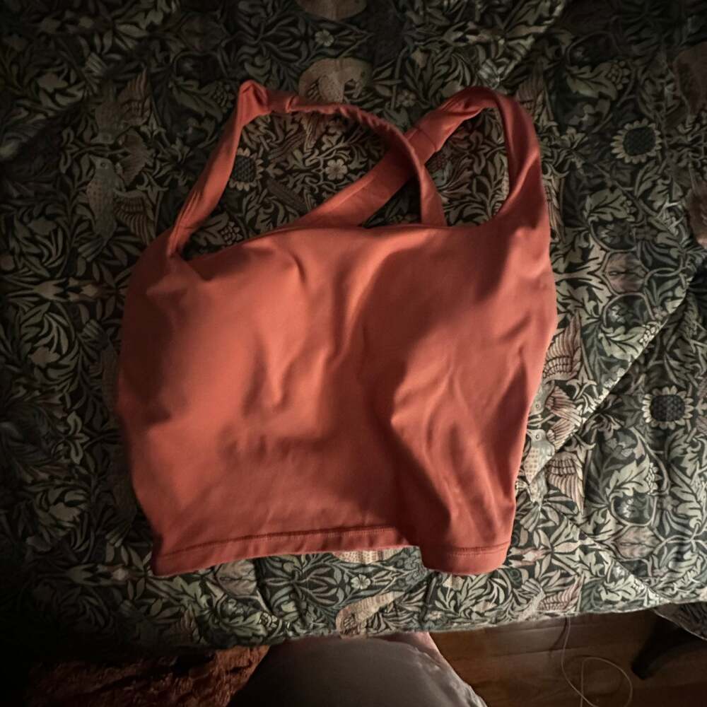 HALARA 'In My Feels' Double Straps Backless Twisted Cropped Yoga Tank Top